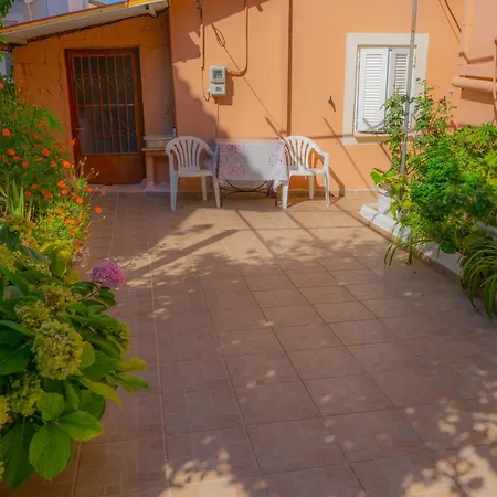 Valsamis Aparthotel