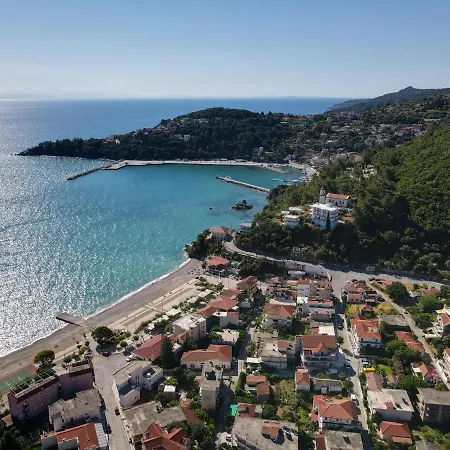 Ξενοδοχείο με διαμερίσματα Valsamis Πόρος