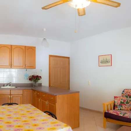 Valsamis Aparthotel